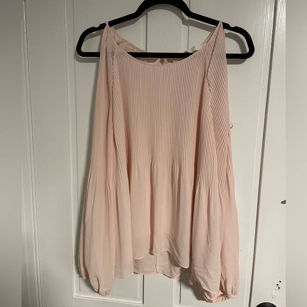 ASTR the label light pink pleated long sleeve top
